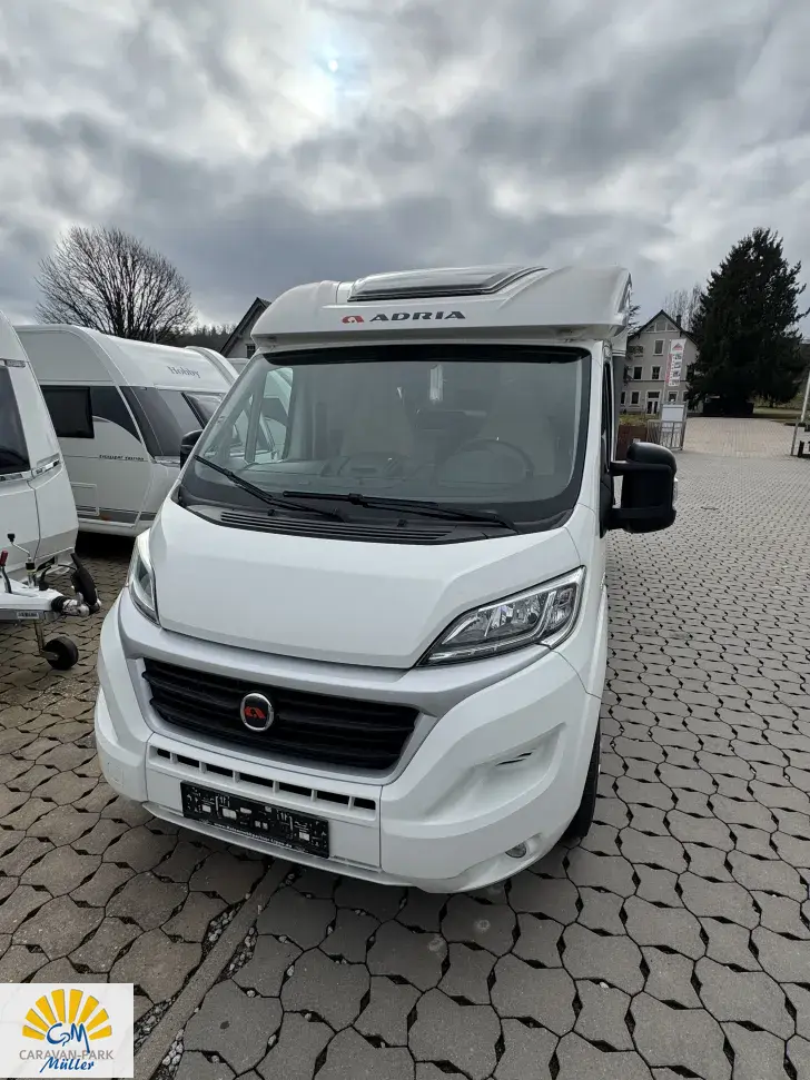 Fahrzeugbild Adria Compact Plus SL TOP Zustand #1