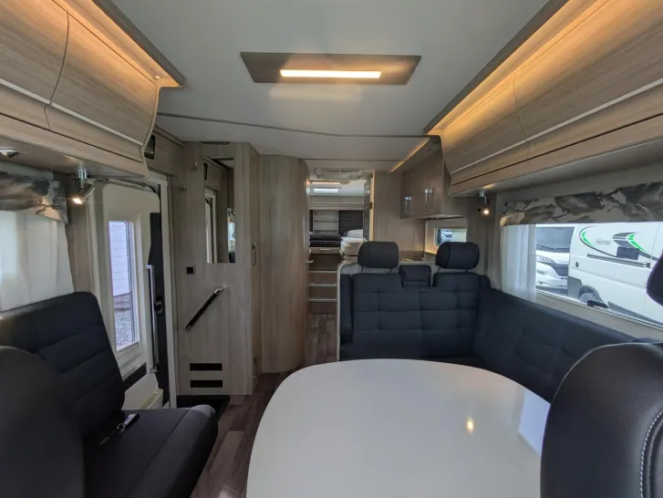 Fahrzeugbild Kabe Travel Master Royal x780 LGB 170PS/Autom/Vollluftfedern/Hydraulische Stützen/Dachklima #5