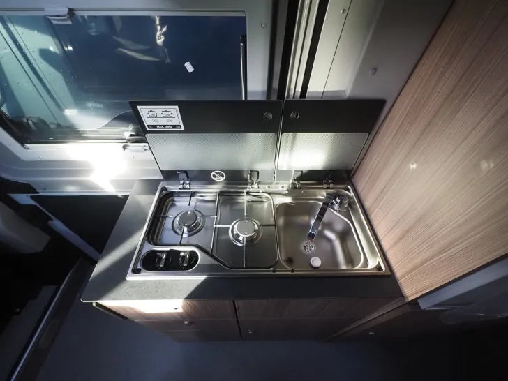 Fahrzeugbild Clever Celebration, Truma D+E, Doppelbank, Designp. #6