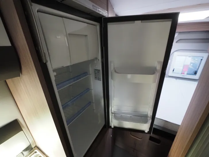 Fahrzeugbild Clever Celebration, Truma D+E, Doppelbank, Designp. #7