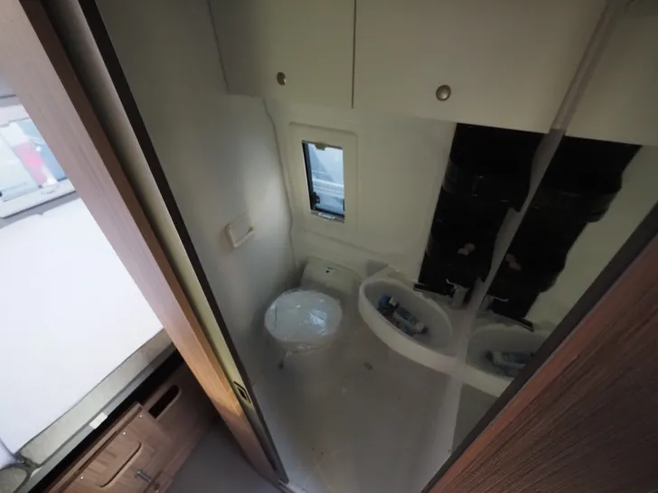 Fahrzeugbild Clever Celebration, Truma D+E, Doppelbank, Designp. #10