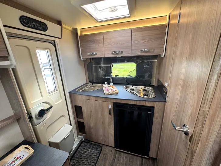 Fahrzeugbild Sprite Mondial 370 SE RADIO|GFK|NUR 5,43m LANG #13