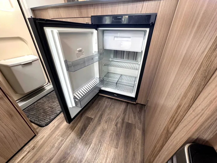 Fahrzeugbild Sprite Mondial 370 SE RADIO|GFK|NUR 5,43m LANG #14