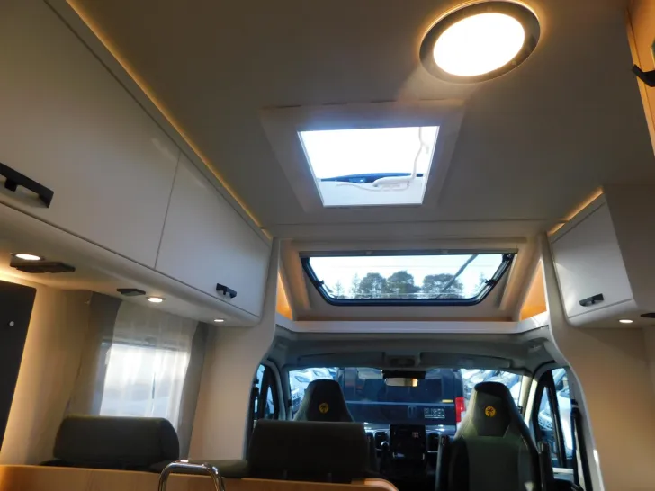 Fahrzeugbild Sunlight Adventure T 66S OHNE Hubbett + ACC+Navi+Voll-LED #23