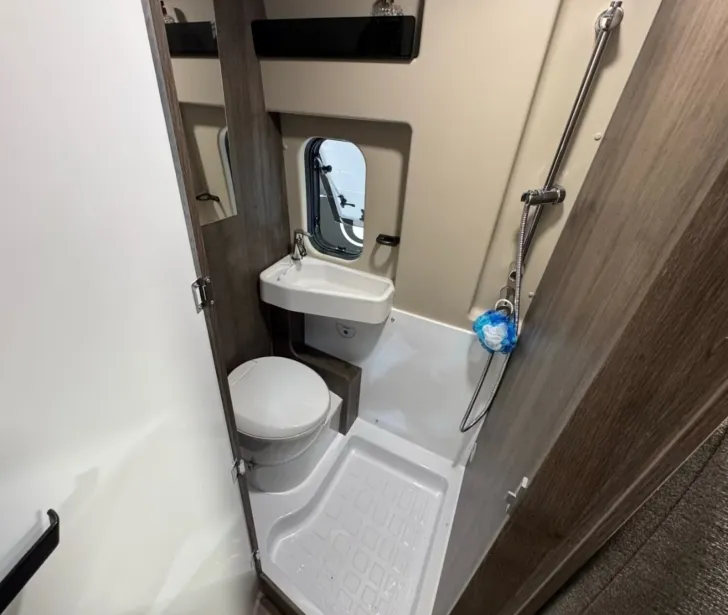 Fahrzeugbild Benimar Benivan B160 STORMLINE #17