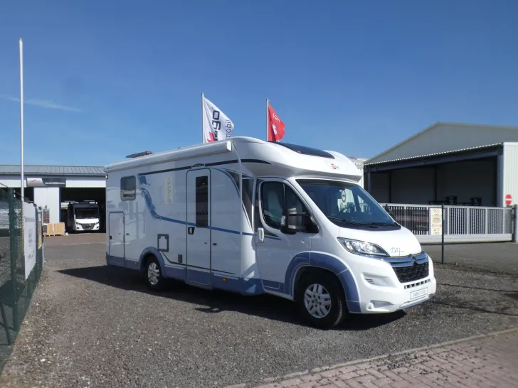 Fahrzeugbild Bürstner Delfin T 732 #2