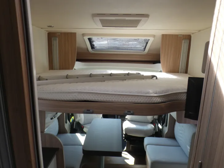 Fahrzeugbild Bürstner Delfin T 732 #10