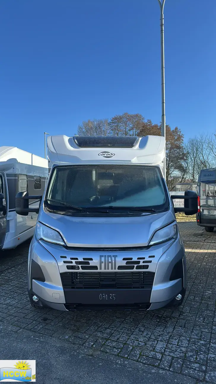 Frontal Vorne Carado T 328 Automatik + SAT und TV