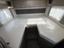 Betten Carado T 328 Automatik + SAT und TV