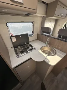 Küchen Carado T 328 Automatik + SAT und TV