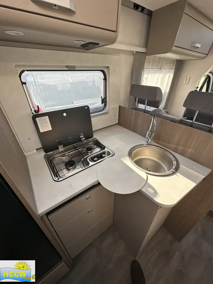 Küchen Carado T 328 Automatik + SAT und TV