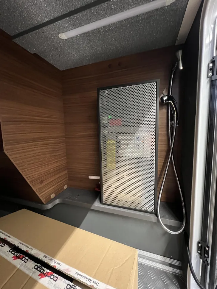 Fahrzeugbild Carthago chic c-line I 5.9 XL LE Mercedes (314) #44