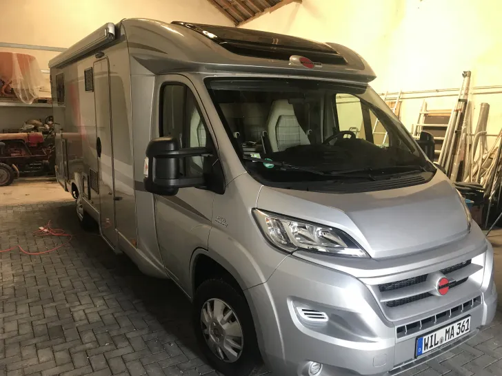 Fahrzeugbild Bürstner Nexxo T 728 G Sehr gut gepflegt #1