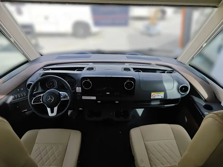 Fahrzeugbild Carthago chic e-line xl I 64 QB SIE SPAREN 77.670,- #9