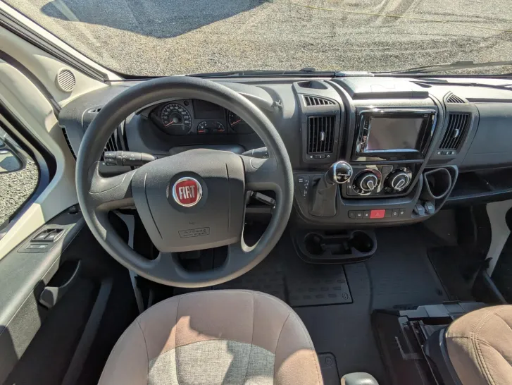 Fahrzeugbild Malibu T 460 LE Super gepflegtes Fahrzeug ! Automatik ! #6