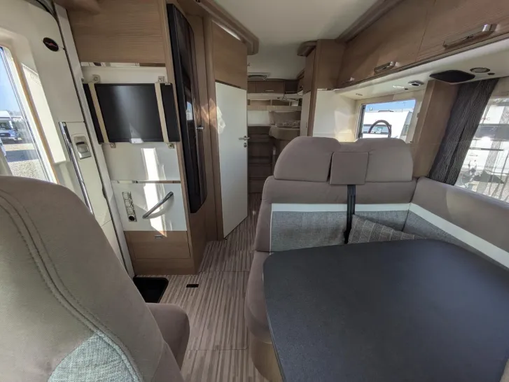 Fahrzeugbild Malibu T 460 LE Super gepflegtes Fahrzeug ! Automatik ! #5