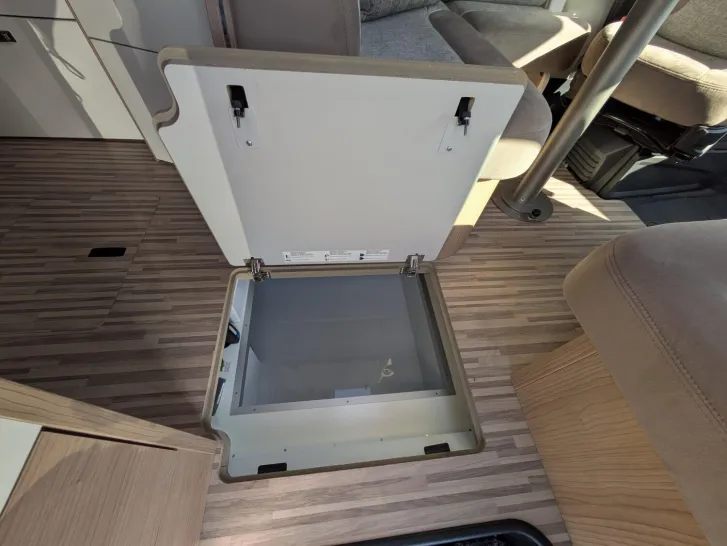 Fahrzeugbild Malibu T 460 LE Super gepflegtes Fahrzeug ! Automatik ! #22