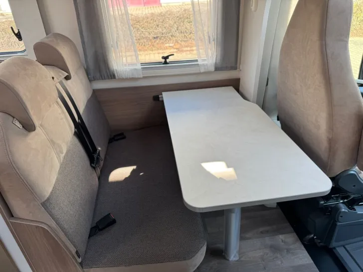 Fahrzeugbild Carado T 338 #12