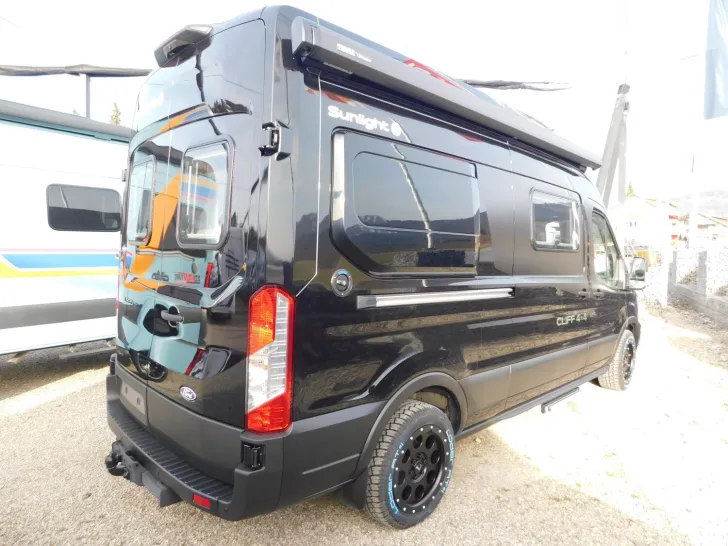 Fahrzeugbild Sunlight Cliff 4x4 590 75-Jahre-Edition #7