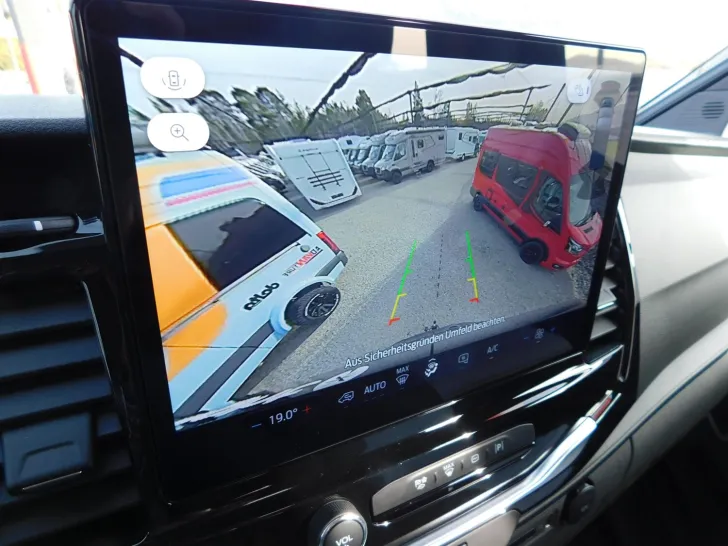 Fahrzeugbild Sunlight Cliff 4x4 590 75-Jahre-Edition #11