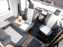 Fahrzeugbild Sunlight Cliff 4x4 590 75-Jahre-Edition #15