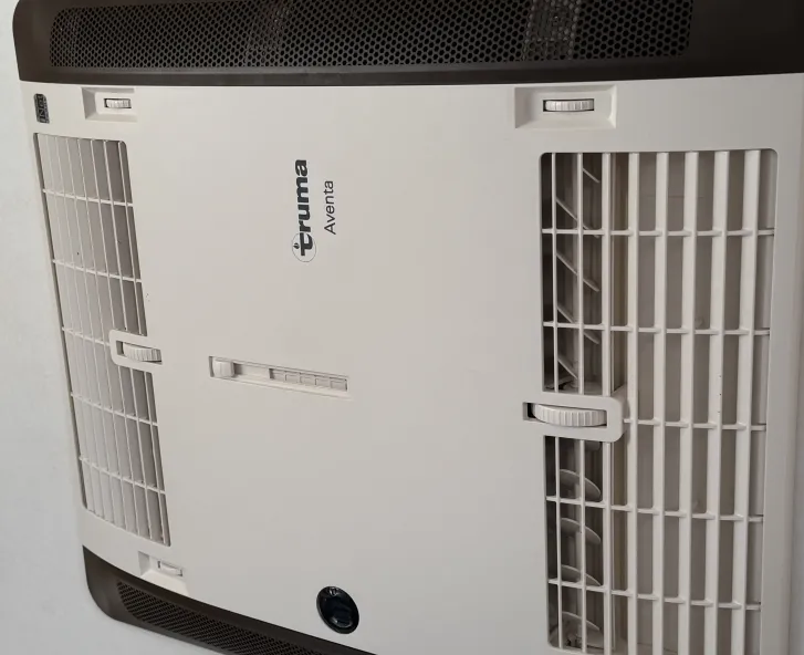 Fahrzeugbild Hobby De Luxe 460 LU #10