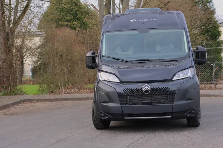 Fahrzeugbild Clever SELECT LINE Celebration 600 Pilotensitzbank #19