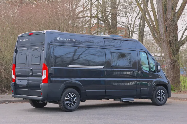 Fahrzeugbild Clever SELECT LINE Celebration 600 Pilotensitzbank #3