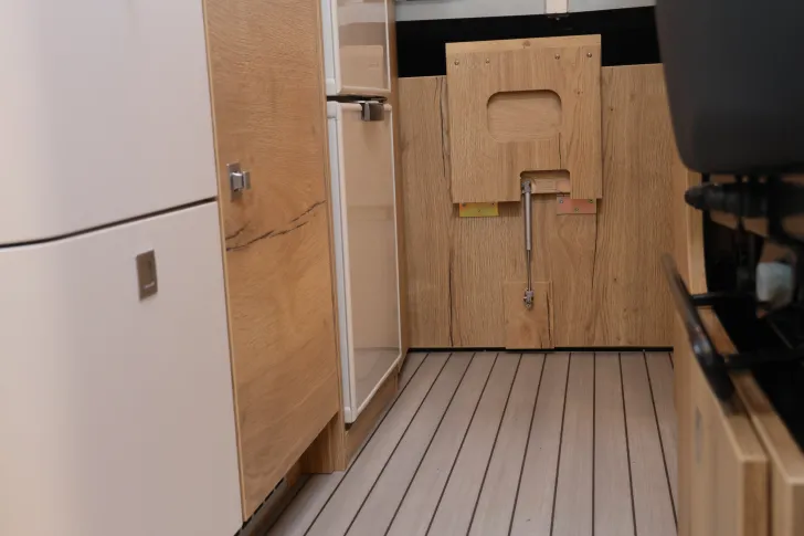 Fahrzeugbild Clever SELECT LINE Celebration 600 Pilotensitzbank #14