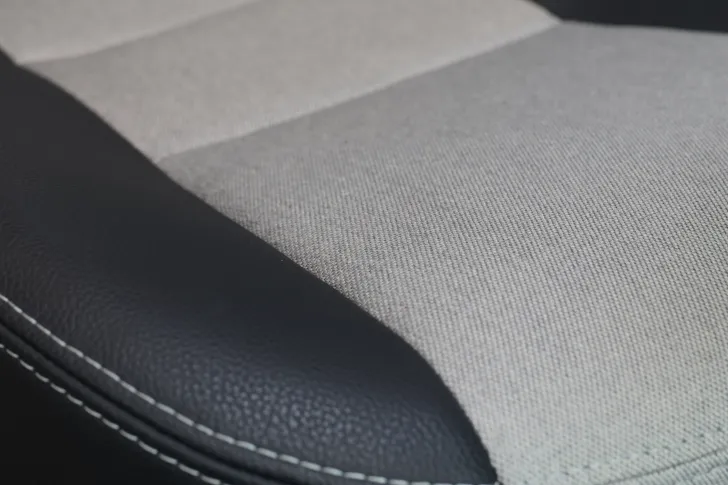 Fahrzeugbild Clever SELECT LINE Celebration 600 Pilotensitzbank #10