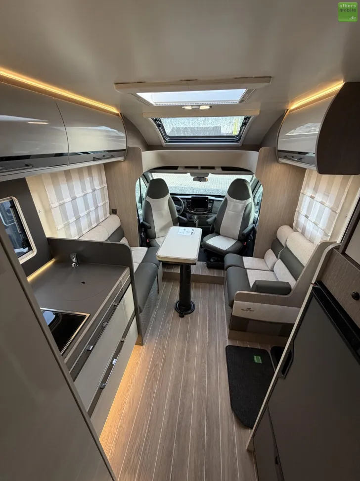 Fahrzeugbild Roller Team Zefiro 287 P Heavy 400W Solar Lithium Navi 2026 #25