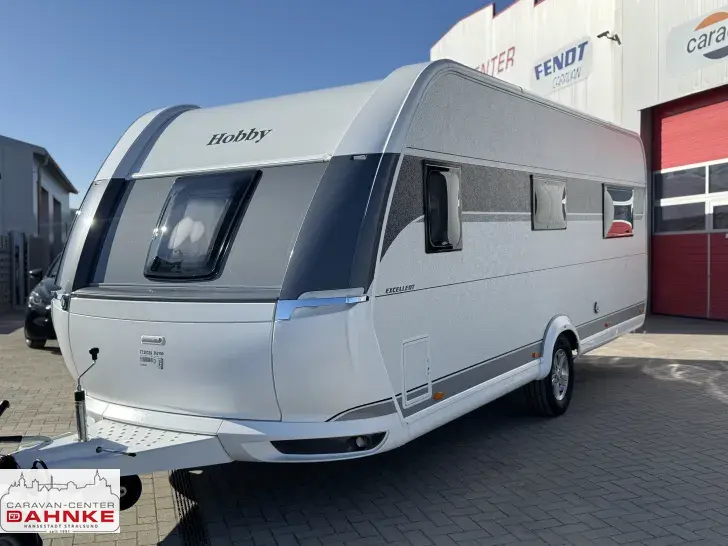 Fahrzeugbild Hobby Excellent 560 CFe Fussbodenerwärmung + Autark #1