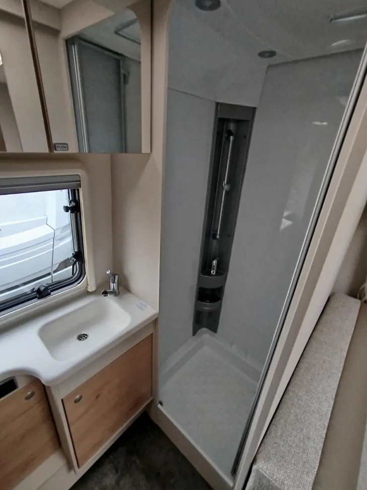 Fahrzeugbild Dethleffs Nomad 490 EST *Markise*Klima*Mover*ATC*Silber* #14