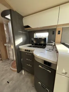 Fahrzeugbild Hymer B-Klasse ML I 890 BlackLine #9