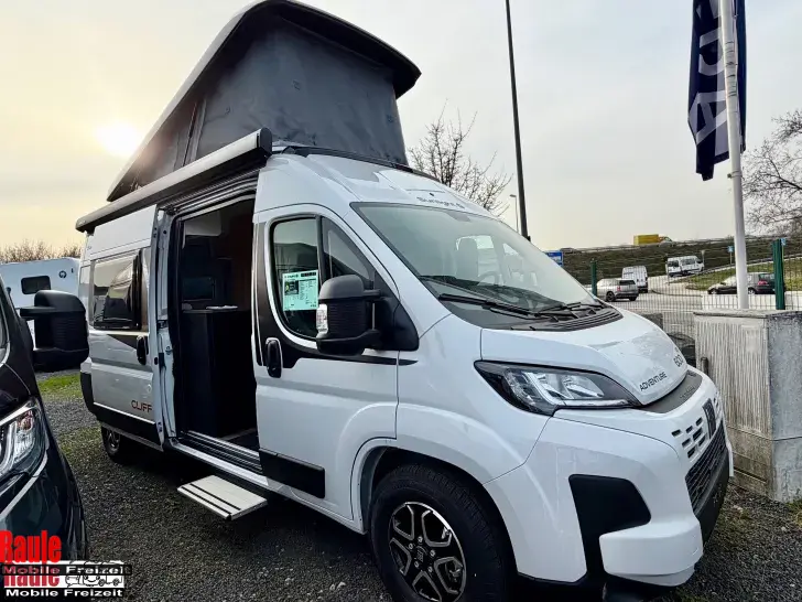 Fahrzeugbild Sunlight CLIFF 600 Adventure RT #1