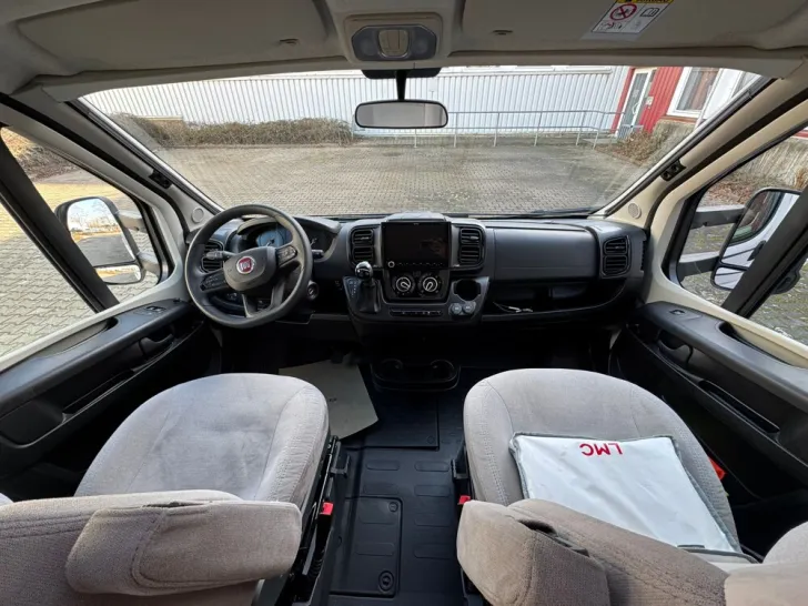 Fahrzeugbild LMC Tourer Lift H 630 #12