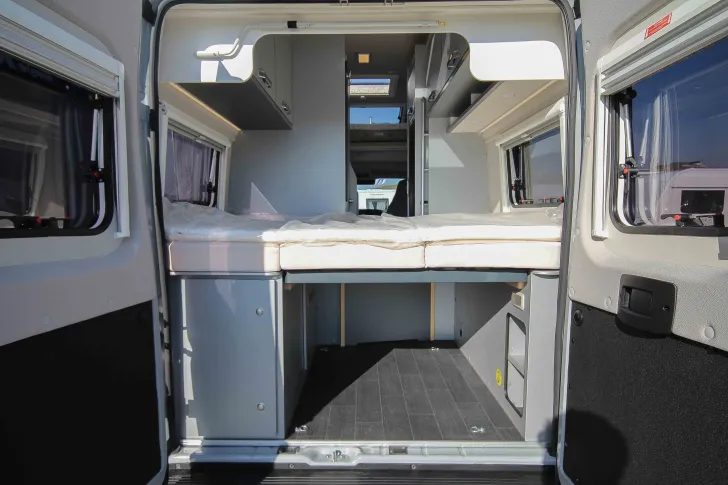 Fahrzeugbild Weinsberg CaraBus GREY 600 MQH EDITION [FIRE] Automatik | viele Extras #14