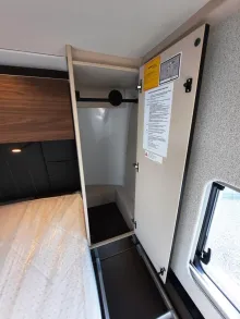 Fahrzeugbild Bürstner Signature SFT 7.5 Verfüg./Sparen Sie 6.856,- € #21