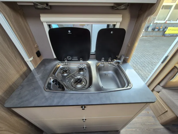 Fahrzeugbild Bürstner Premio 520 TK 510TK 2 Wände neu #7