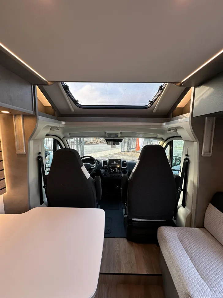 Fahrzeugbild Crosscamp EXPDN T 7.4 D Peugeot ACC,Hubbett ele,Naviceiver #23