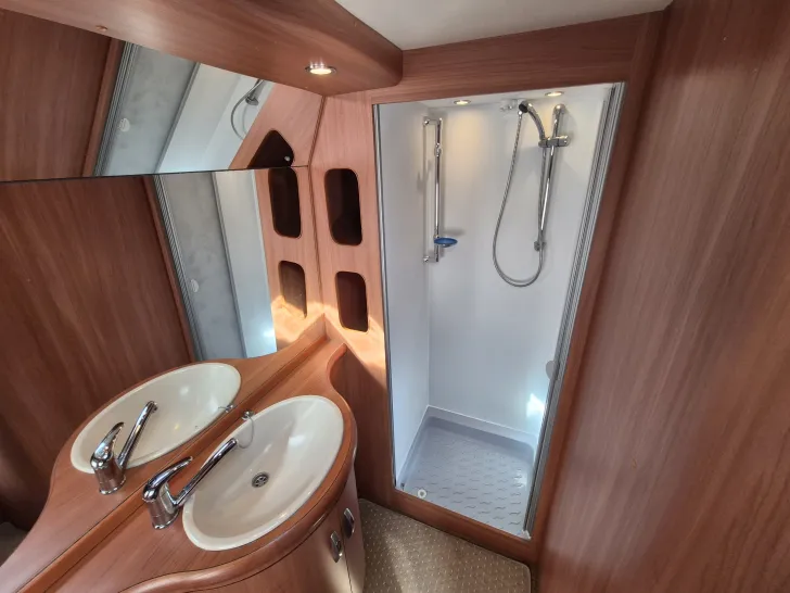 Fahrzeugbild Hobby Prestige 650 WFU gut gepflegt #8