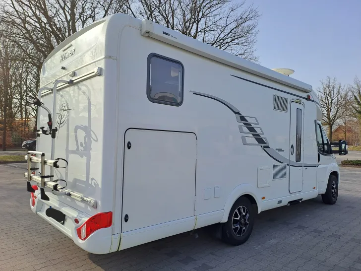 Fahrzeugbild Hymer Tramp CL 678 Hubbett, Dusche, Gar #3