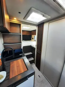 Fahrzeugbild Bürstner Signature SFT 7.0 Verfüg./Sparen Sie 9.616,- € #13