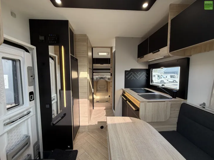 Fahrzeugbild Challenger Teilintegriert Graphite Edition 317 Drive AHK 26 #15