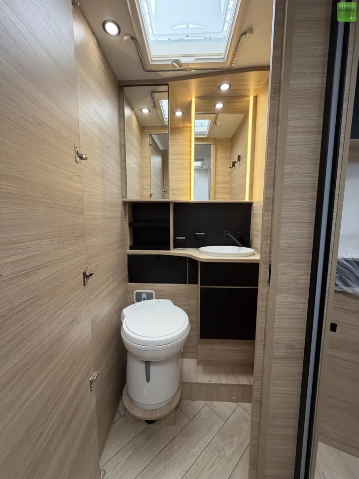 Fahrzeugbild Challenger Teilintegriert Graphite Edition 317 Drive AHK 26 #23