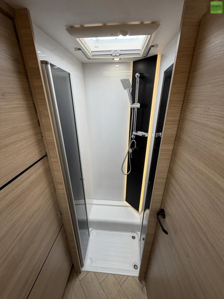 Fahrzeugbild Challenger Teilintegriert Graphite Edition 317 Drive AHK 26 #24