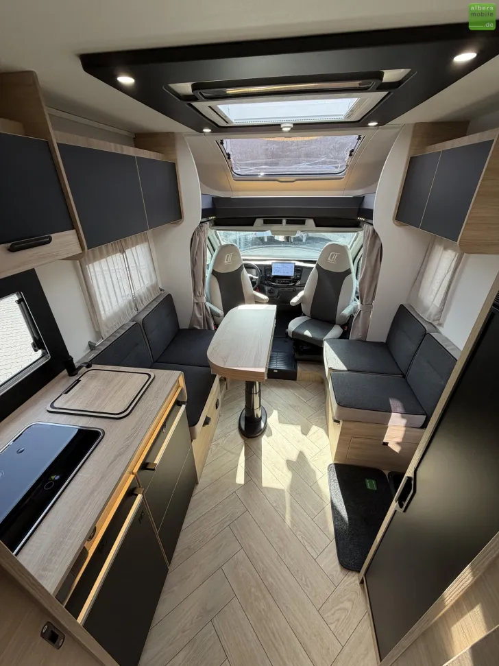 Fahrzeugbild Challenger Teilintegriert Graphite Edition 317 Drive AHK 26 #25