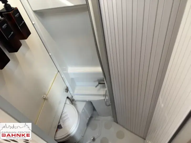 Fahrzeugbild Malibu Van Comfort 640 LE Solar / Wechselrichter / Navi #20