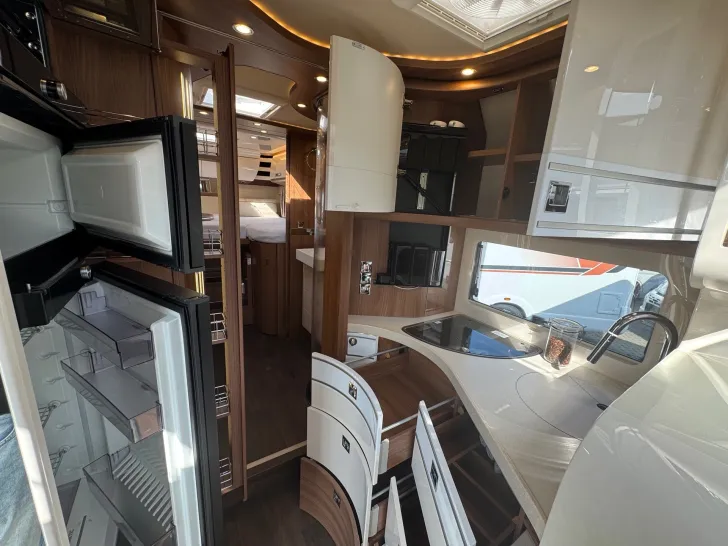 Fahrzeugbild Carthago chic e-line I 61 XL LE #9