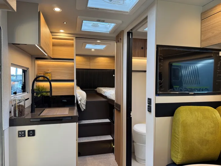 Fahrzeugbild Bürstner Signature SFT 7.0 #10